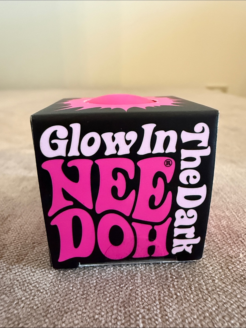 Needoh Glow In The Dark Mini - Pink